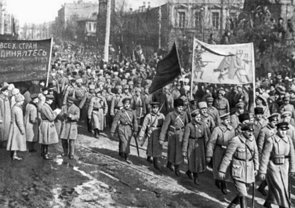 Red Army soldiers in Kyiv, 1919. Encyclopedia of Ukraine.
