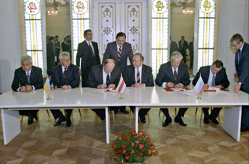 The December 1991 signing of the agreement to eliminate the USSR and establish independent states.