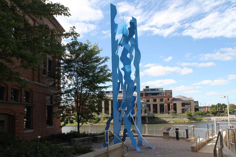 The sculpture 'Steel Water' commemorates Grand Rapid’s role as the first city to fluoridate its water supply (photo by Jyoti Srivastava)