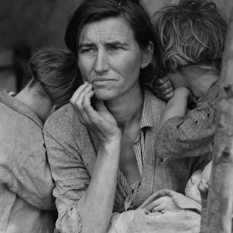 Depression-Era Photo of a migrant mother and children by Dorothea Lange