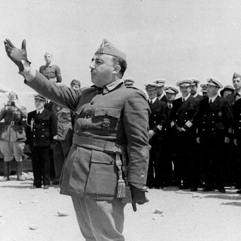 Francisco Franco speaking to his naval forces in 1938
