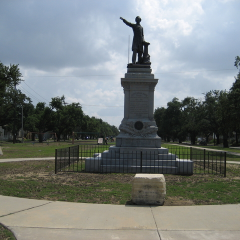The monument to Jefferson Davis in New Orleans, LA.