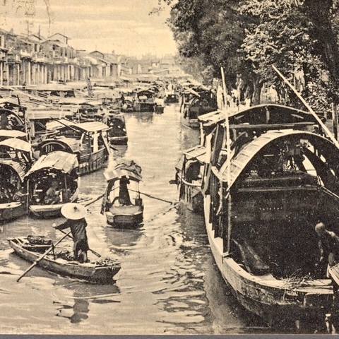 Boats in Cantonese canals in 1916.