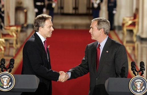 British PM Tony Blair and U.S. President George W. Bush meet in November 2004.