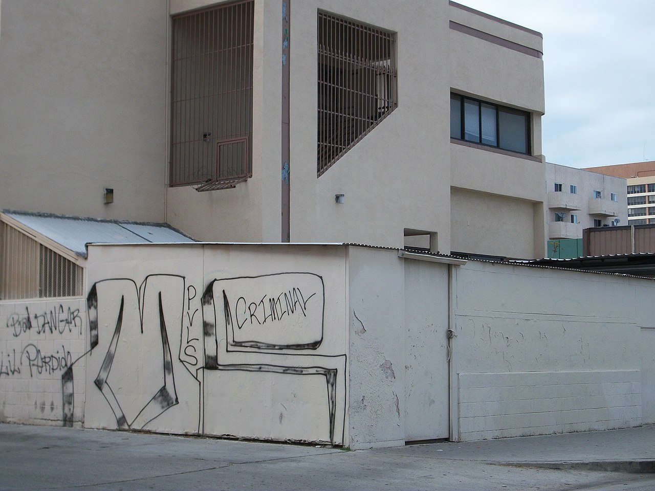 MS-13 graffiti in Los Angeles.
