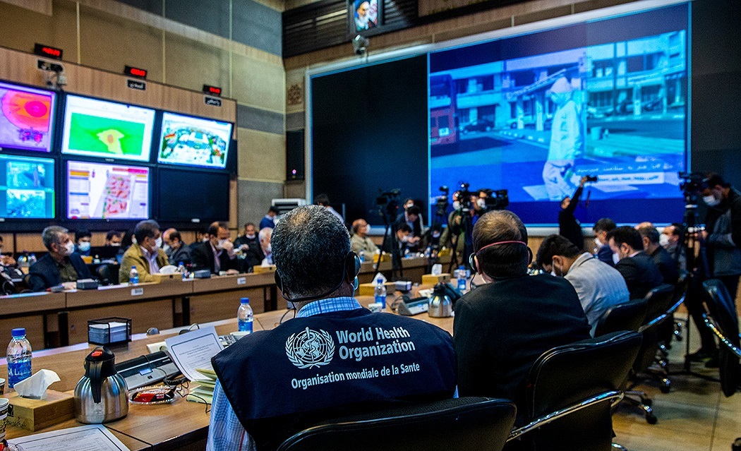 World Health Organization representatives holding joint meeting with Tehran administrators, 2020.