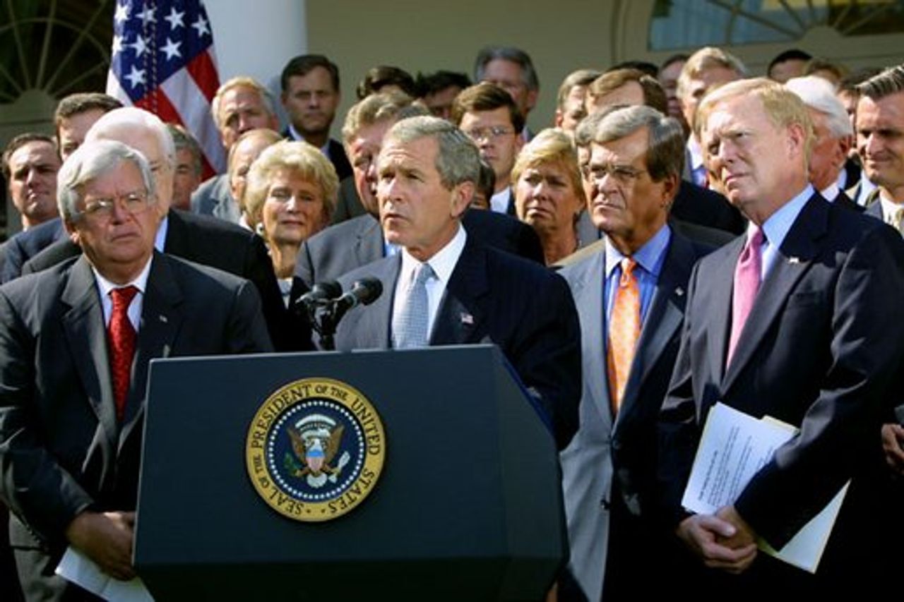Bush is pictured here introducing the resolution two weeks before its passage.
