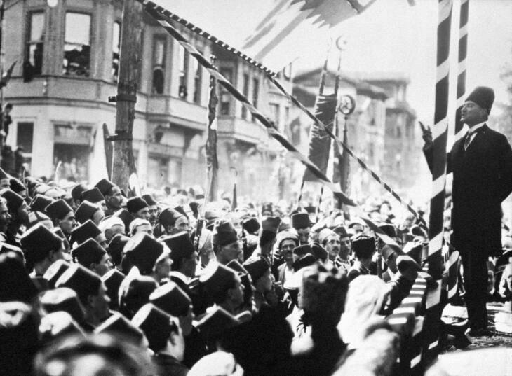 Mustafa Kemal, Atatürk, delivering a speech in Bursa, 1924.