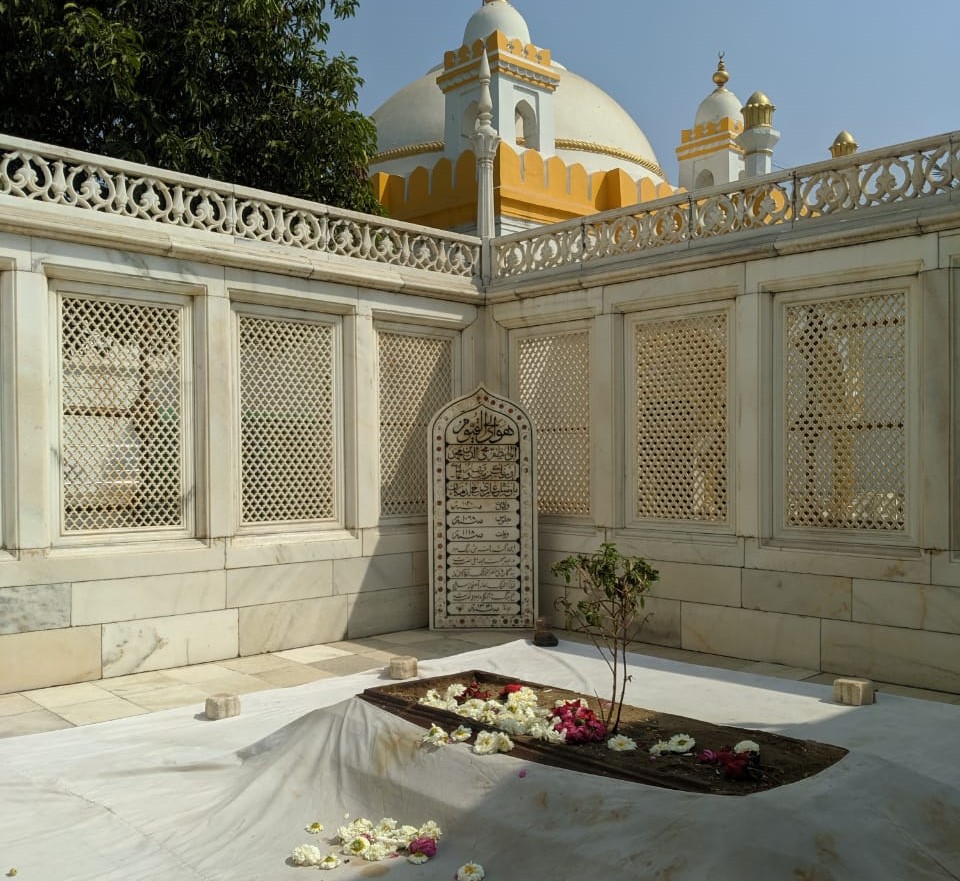 Aurangzeb’s tomb in a Sufi shrine.