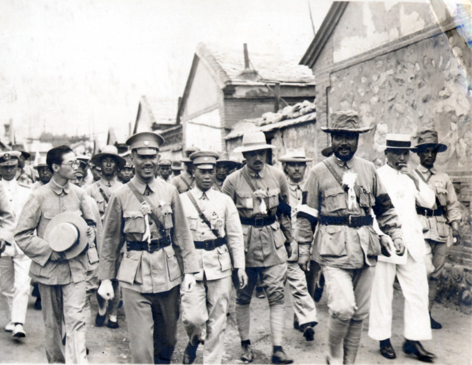 Chiang Kai-Shek and Feng Yuxiang in 1928.