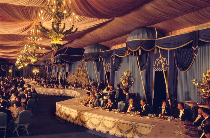 Banquet given in honor of representatives of foreign nations for the Persepolis festivals, October 1971