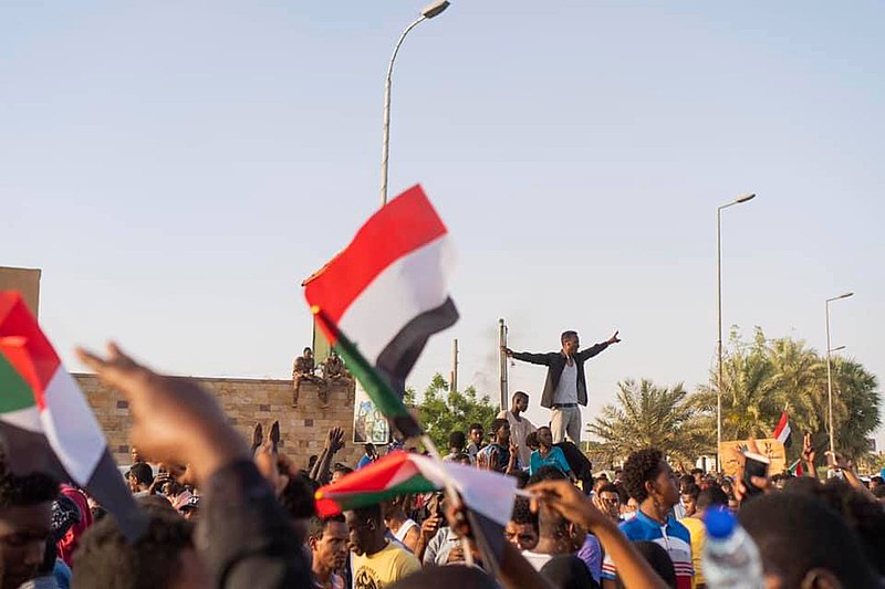 Protesters near the Sudanese Army headquarters in Khartoum in April 2019.