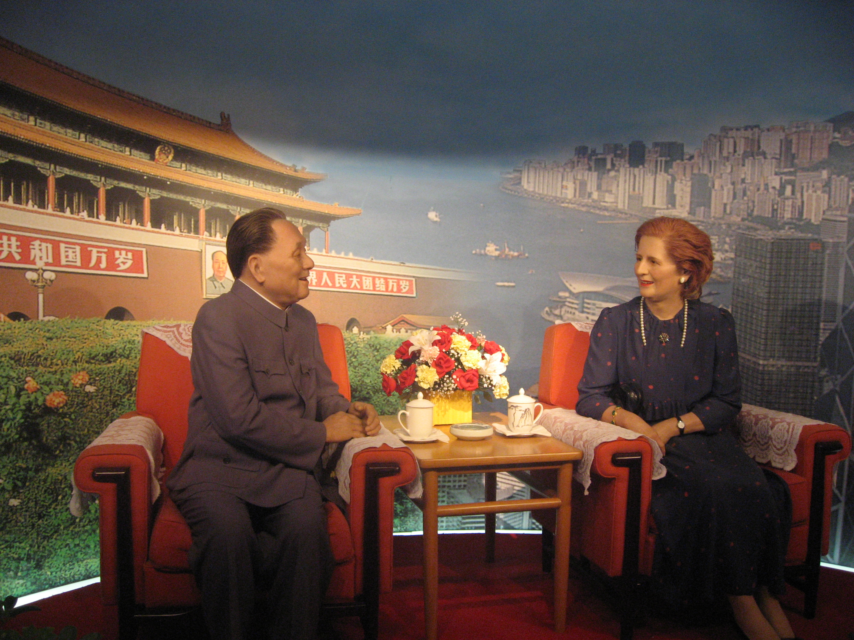 A replica of the historic negotiations in 1984 between Deng Xiaoping and Margaret Thatcher to return Hong Kong to the PRC.