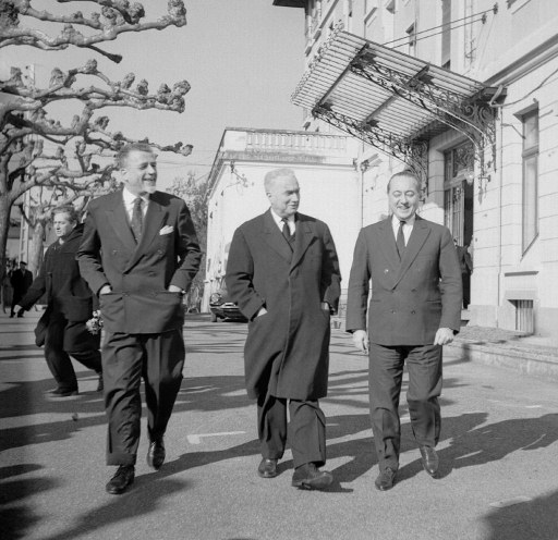 The French delegation arrives at the Hôtel du Parc in Evian.