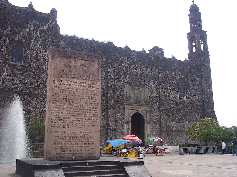 A memorial to the Tlateloco Massacre in Plaza of the Three Cultures.