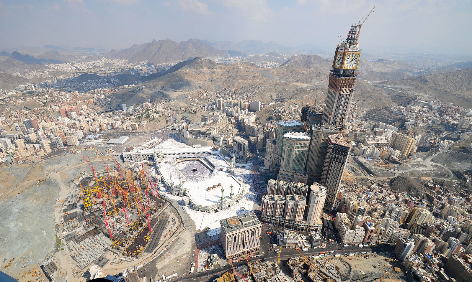 Construction surrounding the Grand Mosque in Mecca.