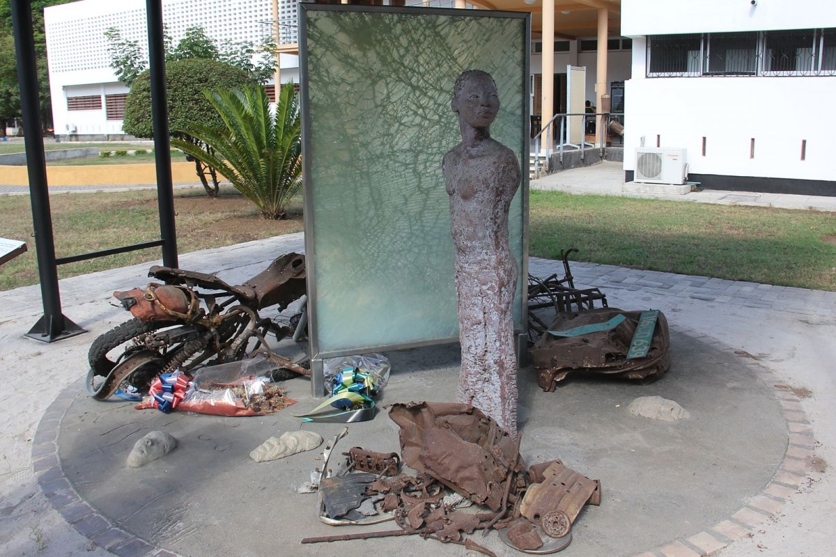 A memorial sculpture in Dar-es-Salaam, Tanzania.
