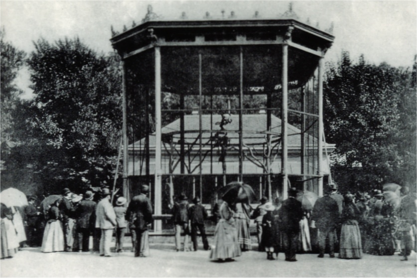 The monkey cage at the Schönbrunn Zoo.