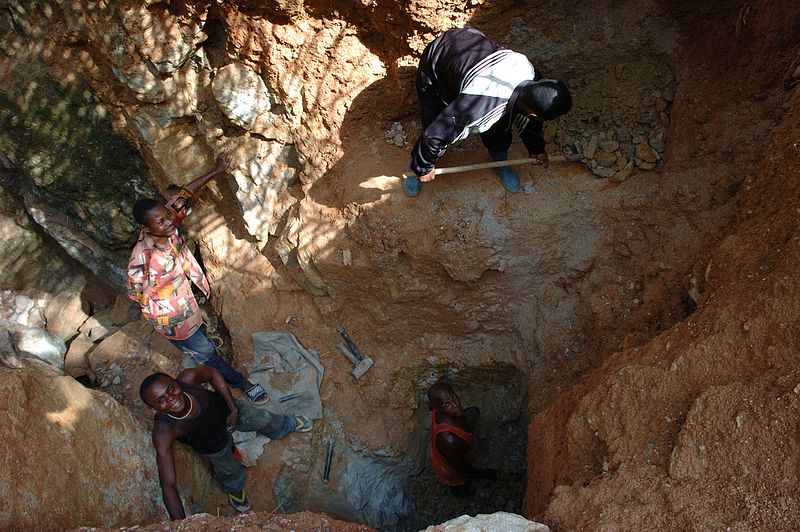 Workers in a wolframite and casserite mine in Congo in 2007.