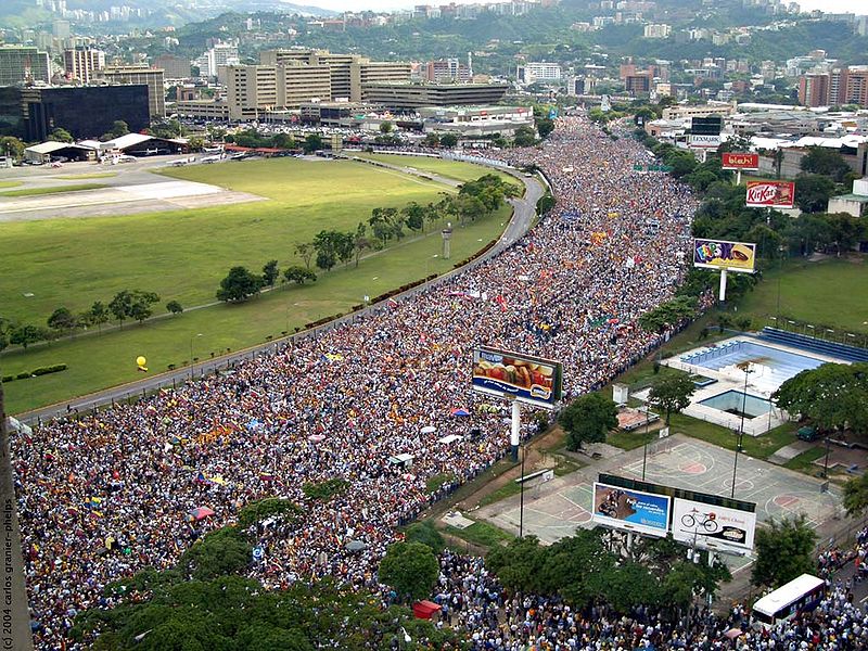 A massive protest against President Hugo Chávez in 2004.