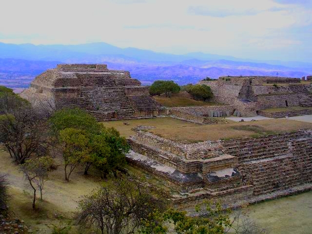 Monte Albán.