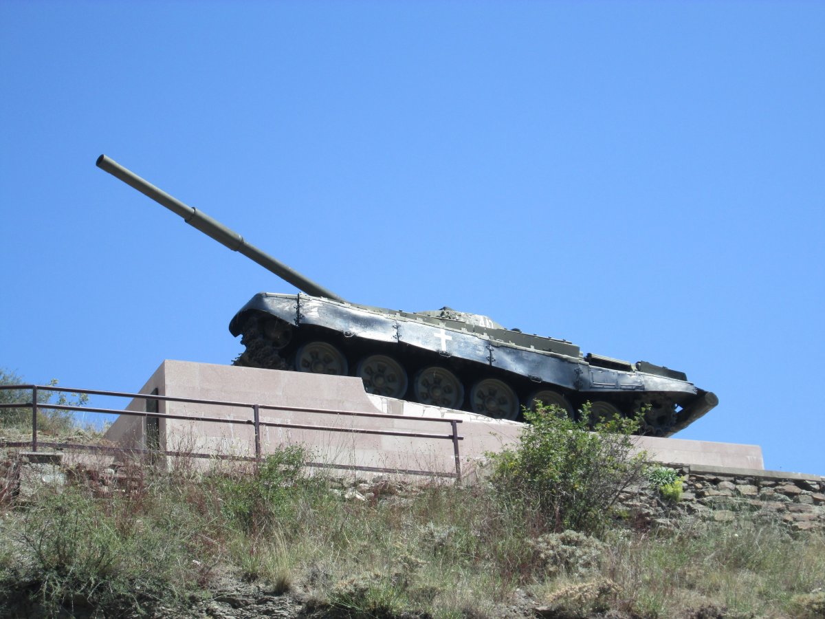 Gagik Avsharyan T-72 Tank Memorial, Shushi.