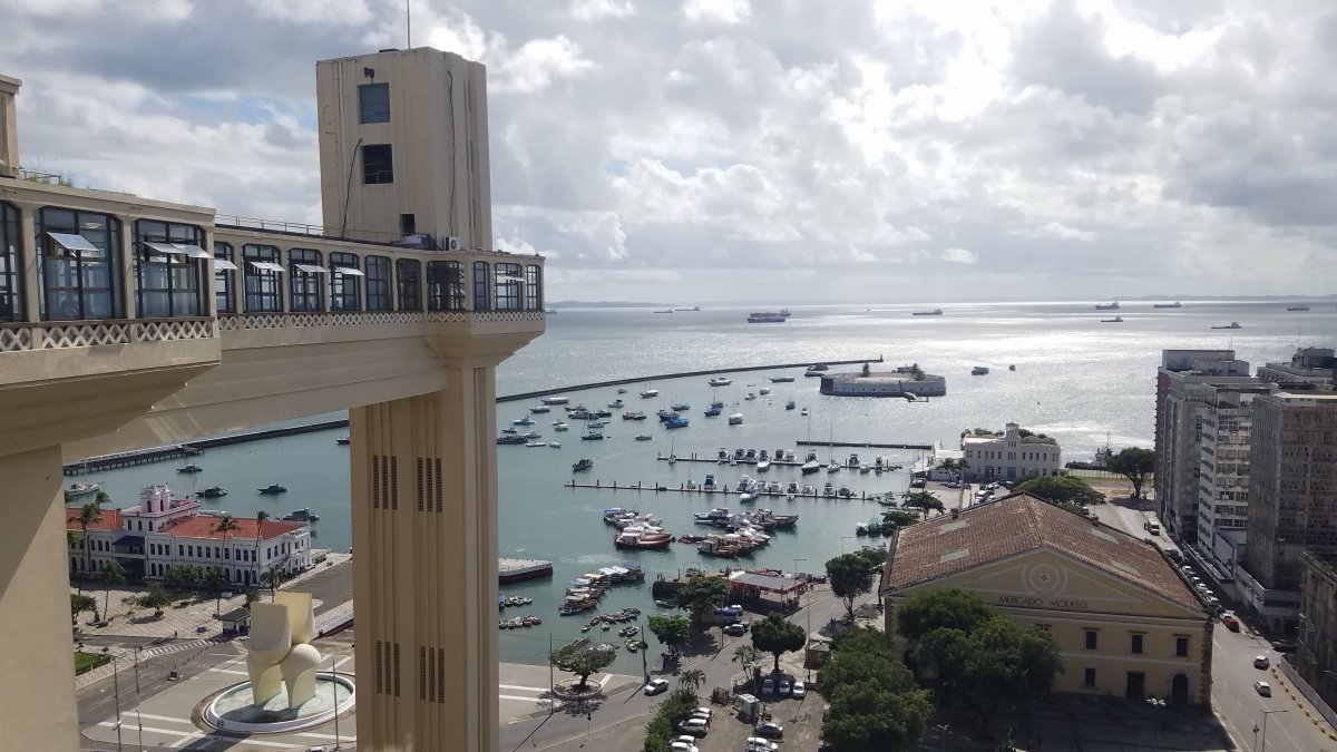 A view in colonial Salvador.