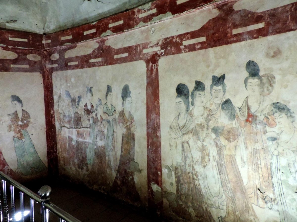 Murals inside the antechamber of an accessible Tang Dynasty tomb.