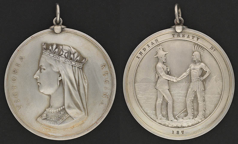 Front and back of the Indian Chiefs Medal.