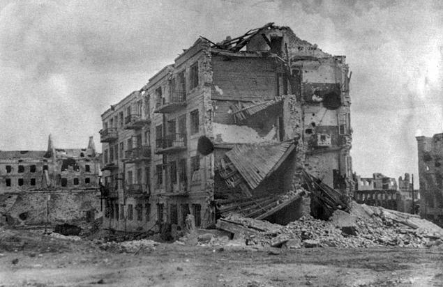 Pavlov's House in 1943.