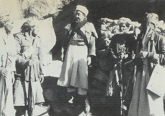 The Yemeni Prime Minister, Prince Hassan, meeting with tribesmen in Wadi Amlah, Yemen in 1962.