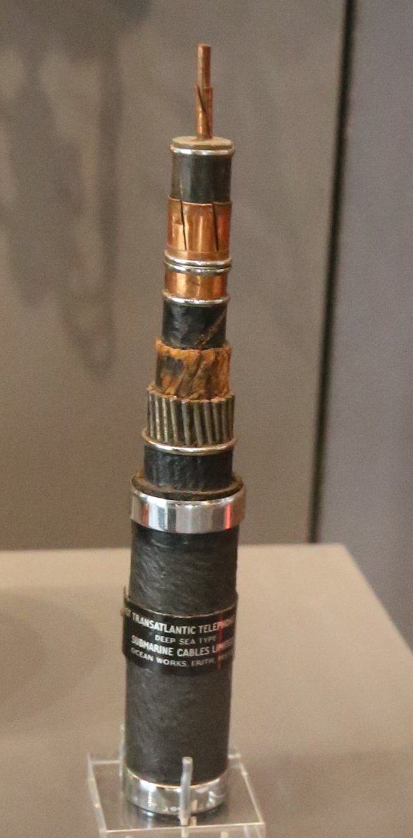 The layers of a TAT-1 cable.