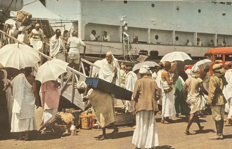 Pilgrims arriving by ferry to Jeddah Port in 1957.