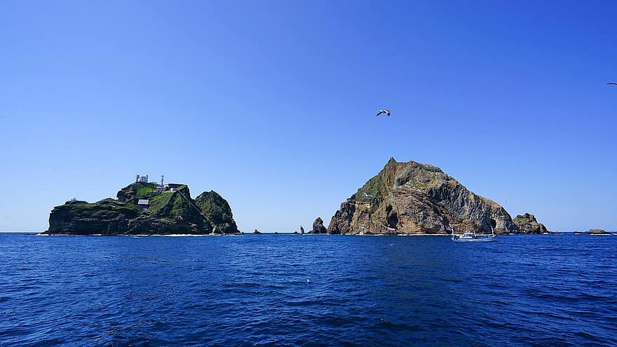 The Liancourt rocks.