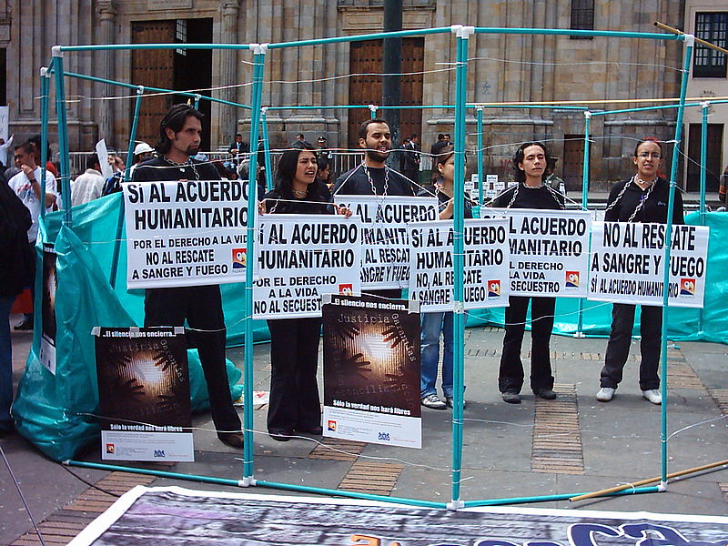 A 2007 protest against FARC kidnappings and military rescue attempts.