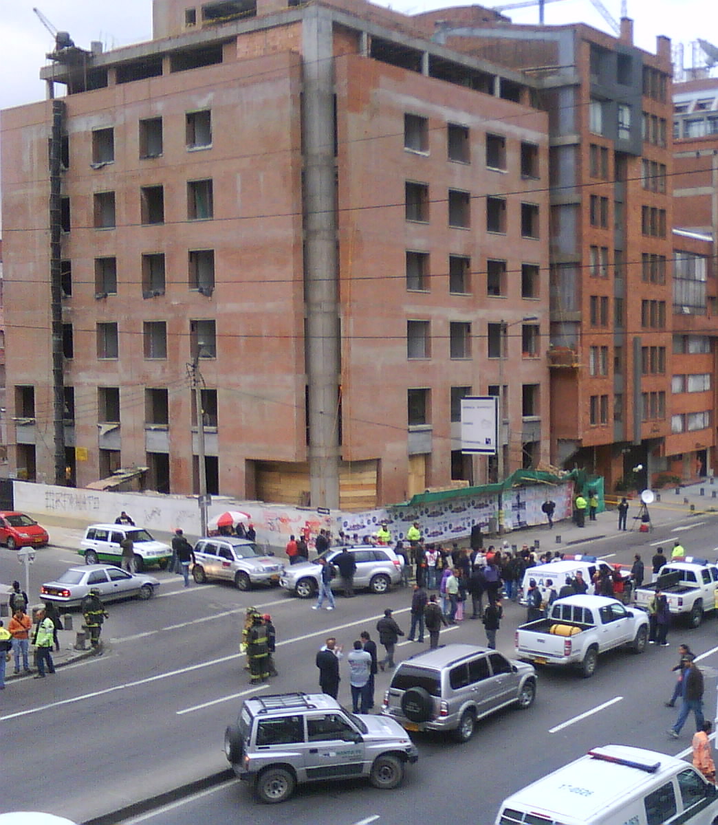 A FARC car bomb attack at the Caracol Radio headquarters in 2010.