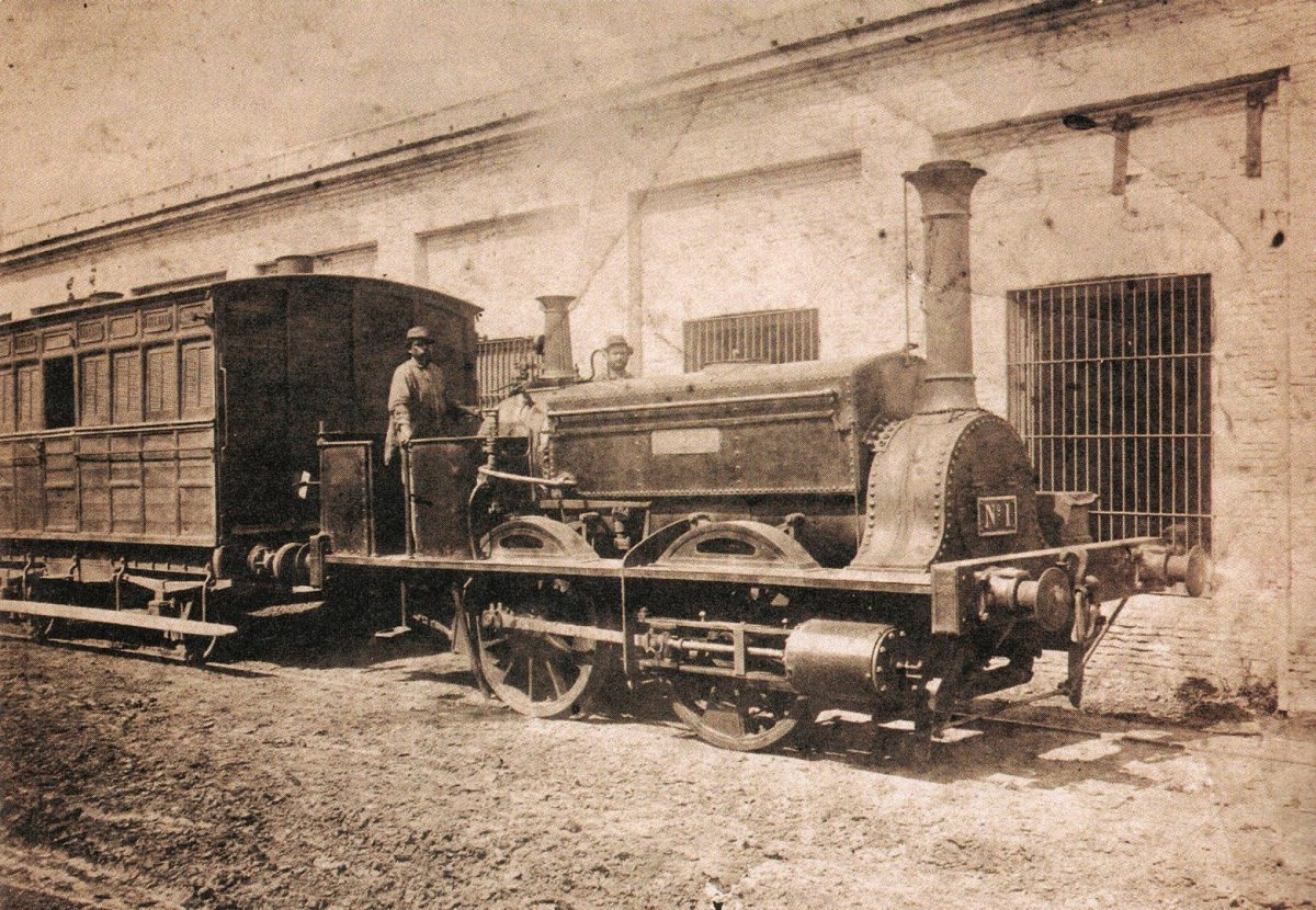 The La Porteña locomotive made its inaugural trip on August 29, 1857 from Del Parque station.