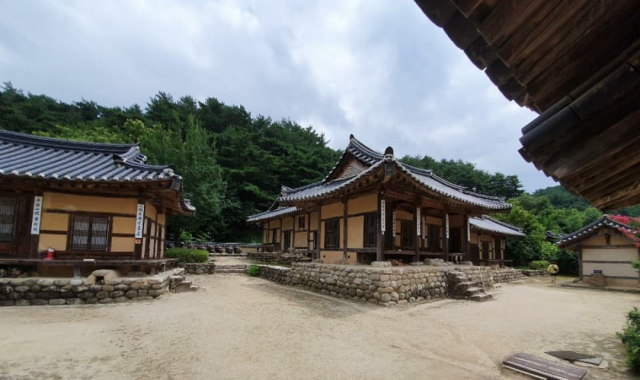 Seonbichon village.