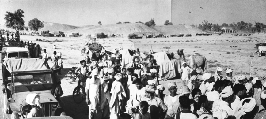 A convoy of evacuees from West Pakistan, 1947.