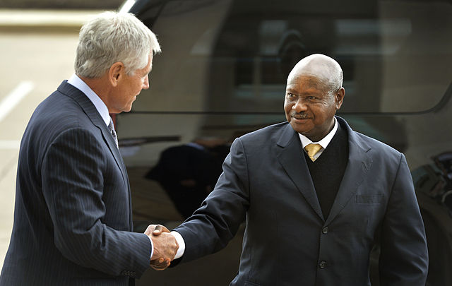 U.S. Defense Secretary Chuck Hagel welcoming President Yoweri Museveni in 2013.