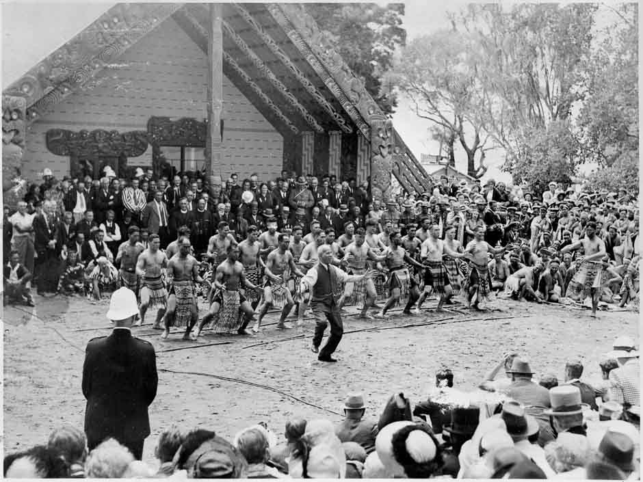 Māori politician Āpirana Ngata leads a haka.