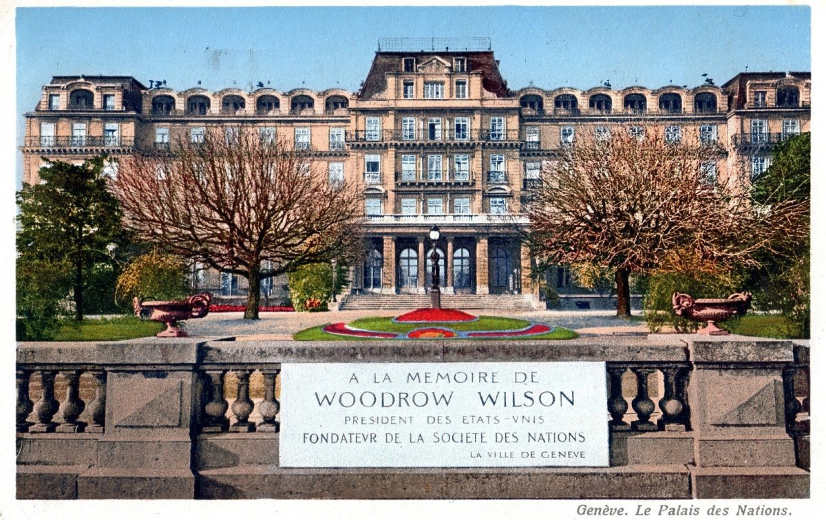 A colorized 1931 postcard of the League's Geneva headquarters.