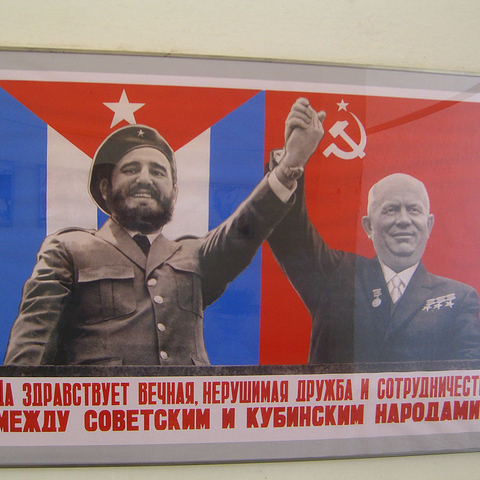 This poster details the friendly relationship between Fidel Castro and Nikita Khrushchev.