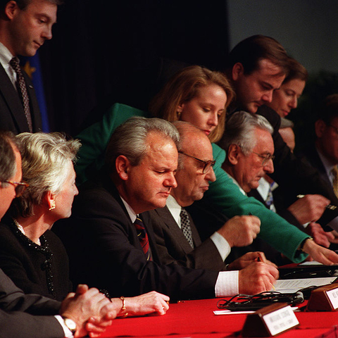 Signing of the Dayton Peace agreement.