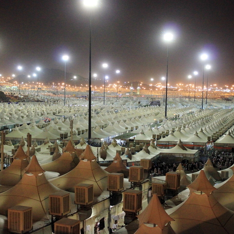 Tent camps in Mina provide lodging for pilgrims.