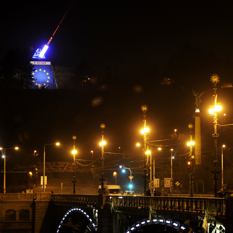 Lighting the Pendulum 'Time Machine' in Prague  