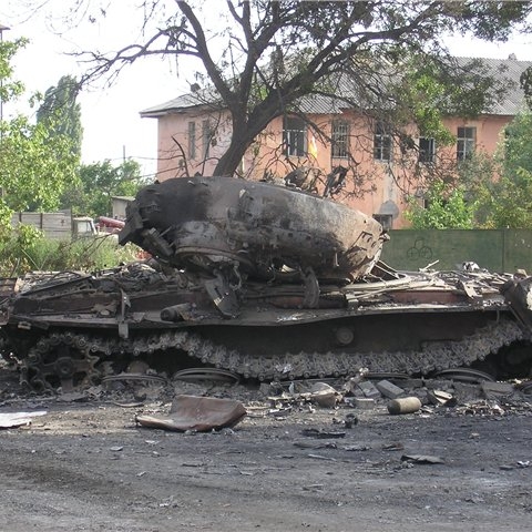 A burned Georgian tank in Tskhinvali