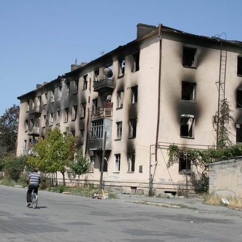 Tskhinvali, South Ossetia after Georgian artillery bombardment - August 18 2008