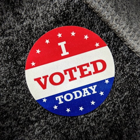 voting button by Steve Rainwater, Flickr, CC BY-SA 2.0