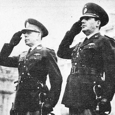 President Edelmiro Farrell (left) and the Vice President and Colonel Juan Perón, in April 1945.
